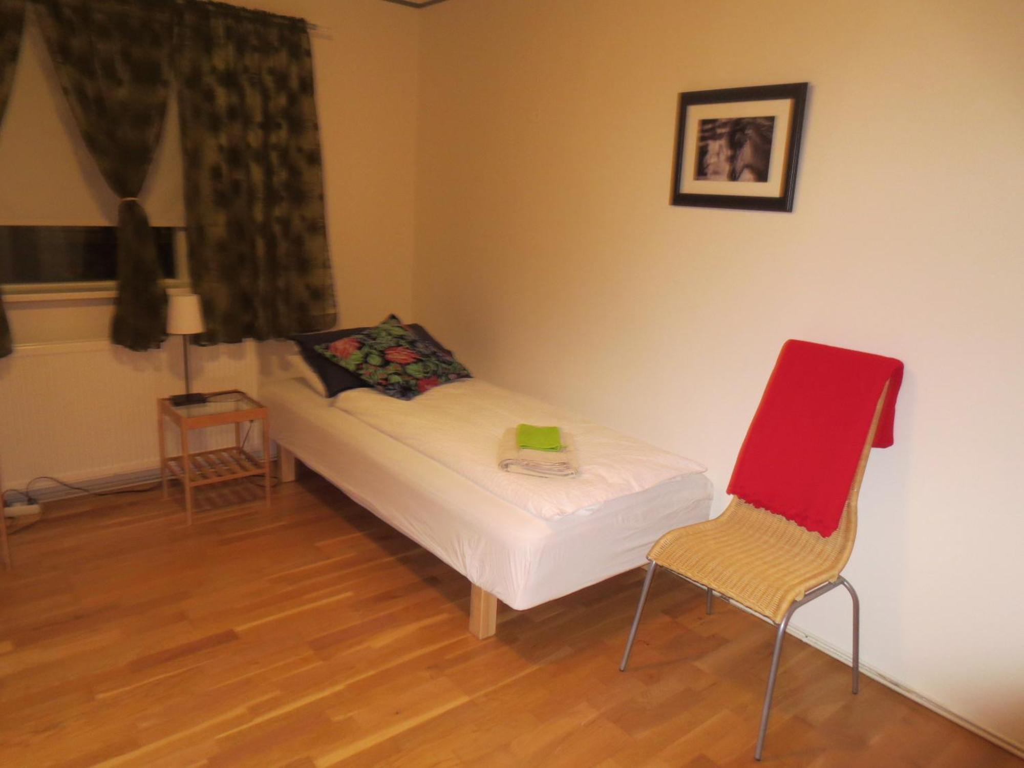 Teigur Guesthouse أكرانيس الغرفة الصورة
